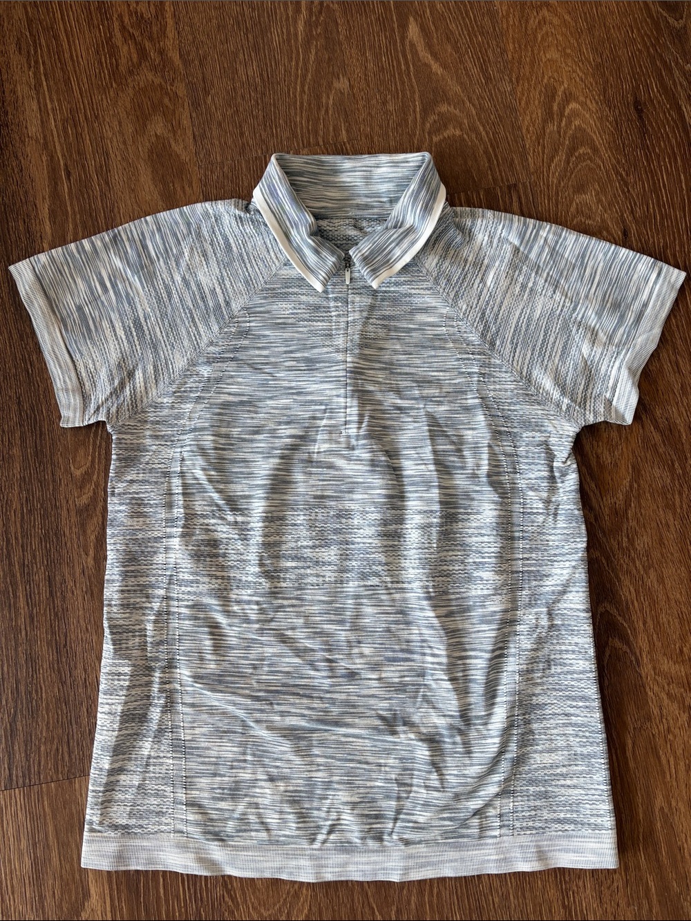 Athleta Short Sleeve Quarter Zip Performance Polo in Heathered Gray